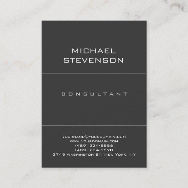 Schlichte, trendy Consultant Gray Business Card Visitenkarte (Vorderseite)