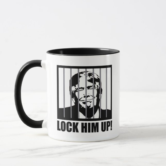Schließ ihn auf! Anti-Trump-politischer Humor Tasse (Links)