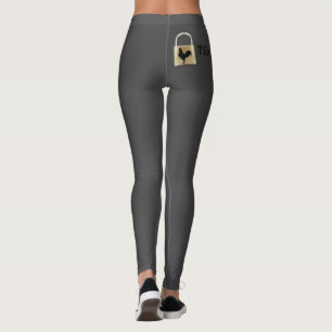 Schließen Sie necken zu Leggings