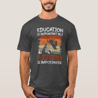 Schlitten Wintersport Holzschlitten lustig vintage T-Shirt