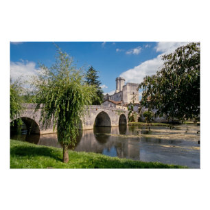 Schloss Bourdeilles und Steinbrücke, Frankreich Poster