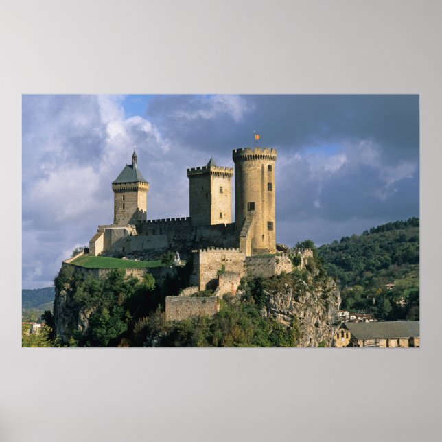Schloss Comtal Schloss der Grafen von Poster (Vorne)