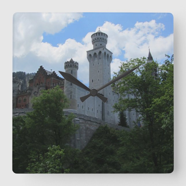 Schloss Hohenschwangau, Deutschland Quadratische Wanduhr (Vorderseite)