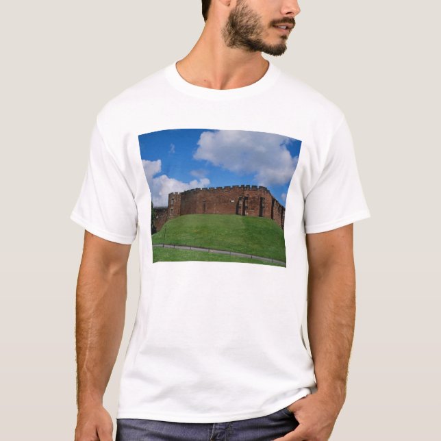 Schloss mit Halbmondturm, Chester, T-Shirt (Vorderseite)