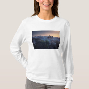 Schloss Neuschwanstein, Baujahr 1800 von T-Shirt