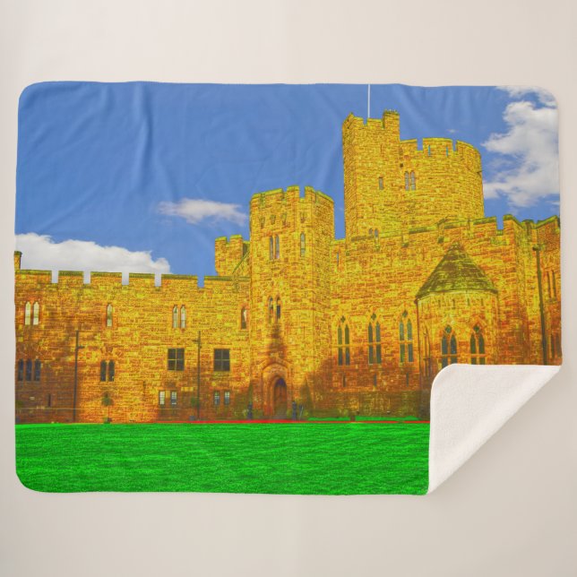 Schloss Peckforton in Tarporley, Cheshire Sherpadecke (Vorderseite (Horizontal))
