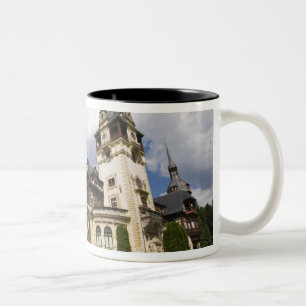 Schloss Peles aus dem 18. Jahrhundert, Sinaia, Rum Zweifarbige Tasse
