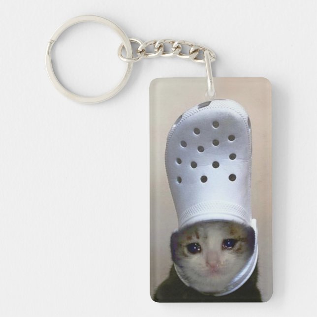 Schlüsselanhänger Cry Cat Croc Hat Meme (Vorderseite)