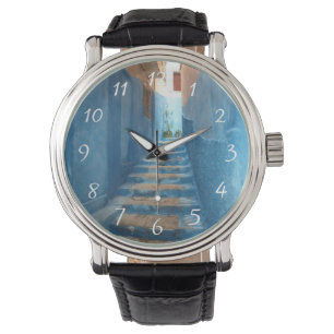 Schmale blaue Treppe in Marokko Armbanduhr