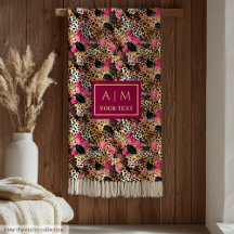 Schmale, rosa Leopardendecke