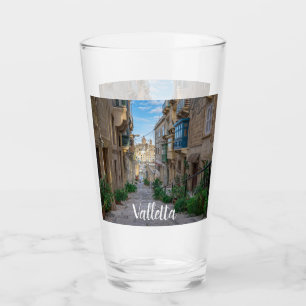 Schmale Steine Straße in Malta Glas