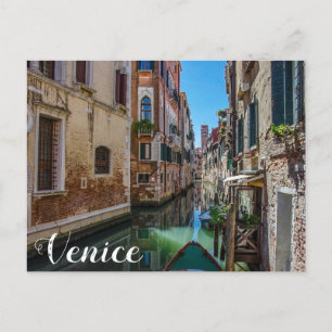 Schmale Straße mit Kanal in Venedig Postkarte
