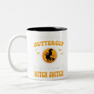 Schmeißen Sie die Buttertasse hoch, die Sie gerade Zweifarbige Tasse