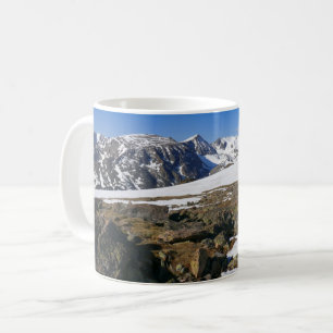 Schmelzender Schnee in den Rocky Mountains Kaffeetasse