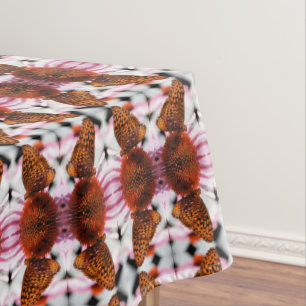 Schmetterling auf Abstraktem Muster Tischdecke