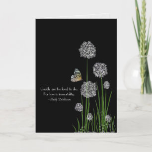 Schmetterling auf Puff Blume Beileid Karte