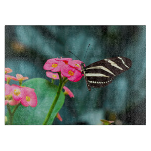 Schmetterling auf rosa Blütenfotografie Schneidebrett