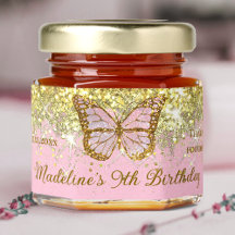 Schmetterling auf simuliertem Goldfunkel