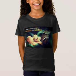 Schmetterling füttre auf Blume T-Shirt