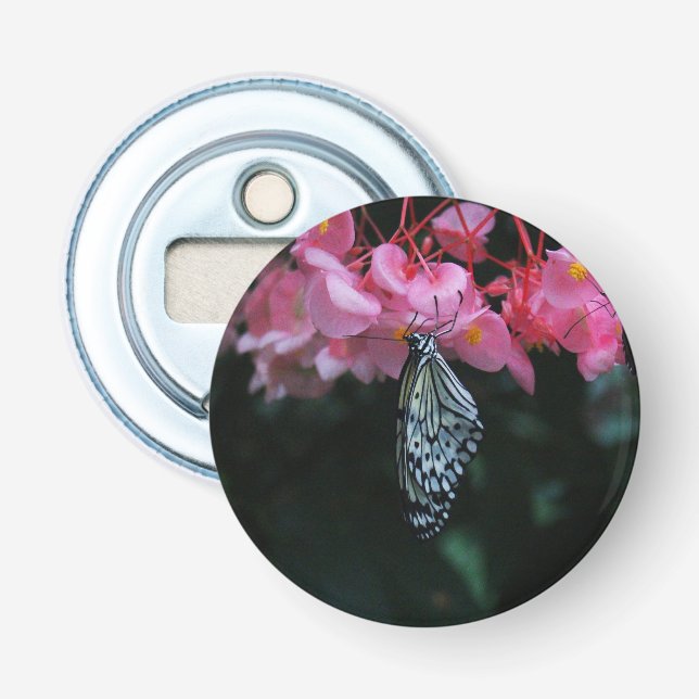 Schmetterling hängt an Blumen Flaschenöffner (Vorderseite)