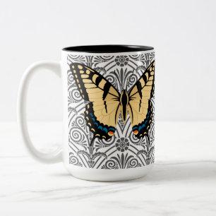Schmetterling im Mittelpunkt Zweifarbige Tasse