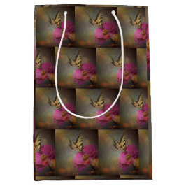 Schmetterling in der Gartengeschenktasche Mittlere Geschenktüte