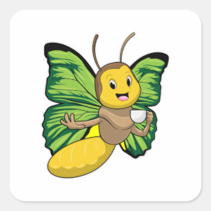 Schmetterling mit Tasse Kaffee Quadratischer Aufkleber