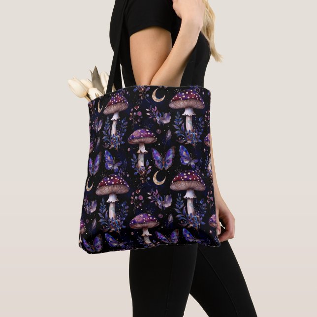 Schmetterling-Pilz-Blumen-Dunkle-Hexen-Celestial (Von Nahem)