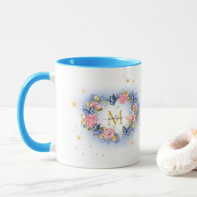 Schmetterling & Rose Herz I Monogramm Gold Initial Tasse (Mit Donut)