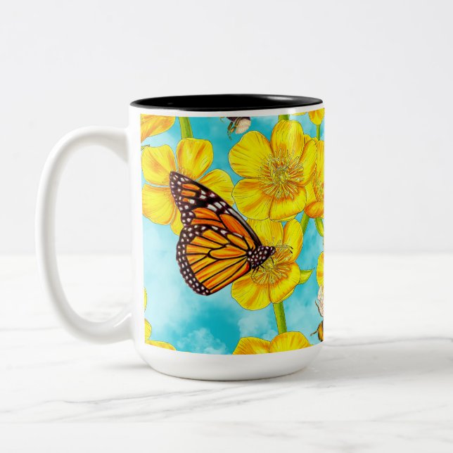 Schmetterlinge, Bienen und Schmetterlinge auf Wolk Zweifarbige Tasse (Links)