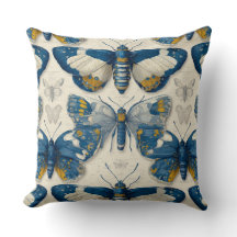 Schmetterlinge in botanischer Illustration