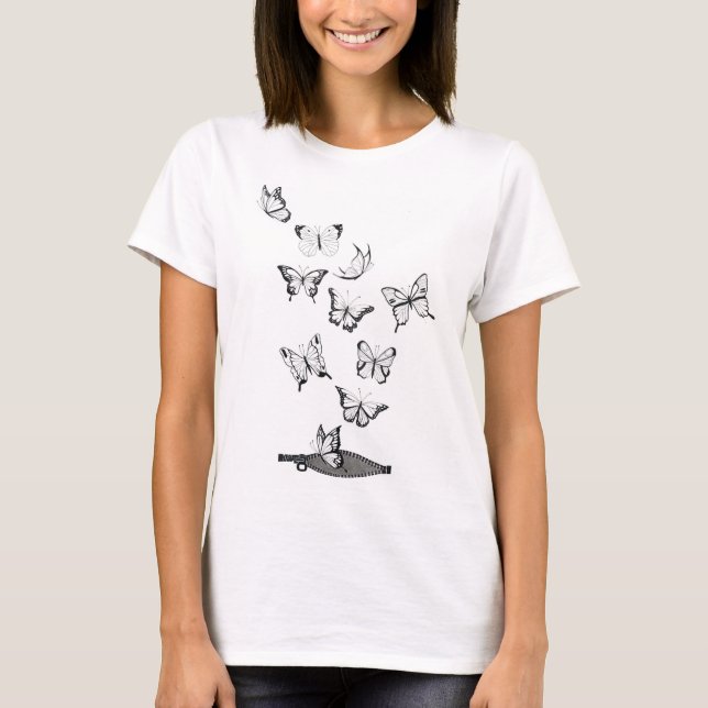 "Schmetterlinge in meinem Magen " T-Shirt (Vorderseite)