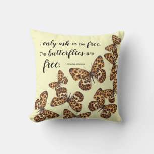 Schmetterlinge mit Leopard-artigen Flecken und Zit Kissen