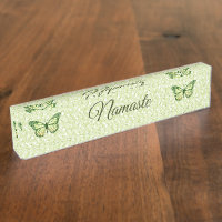 Schmetterlinge und Skeleton Blätter, "Namaste "