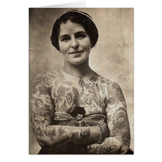 Schmetterlings-Tätowierungs-Mädchen (Vorne)