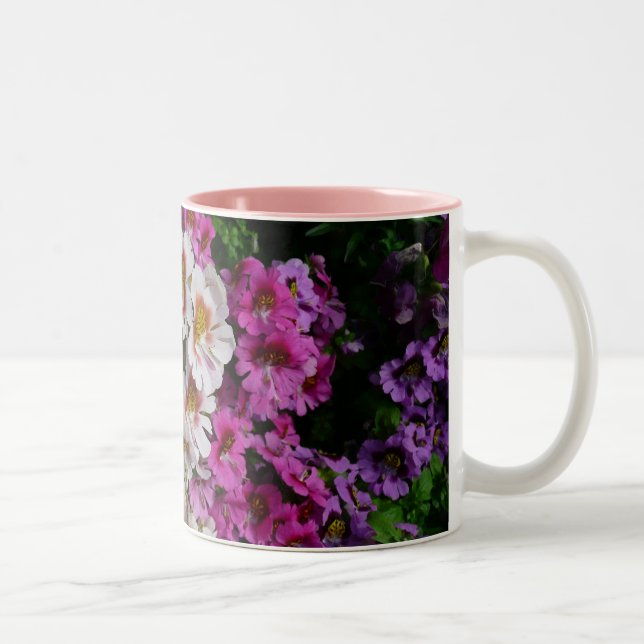 Schmetterlingsfliege Blume Weißrosa und Lila Zweifarbige Tasse (Rechts)
