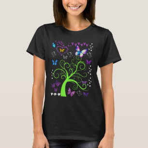 Schmetterlingsschmetterlinge kreisen um den Baum S T-Shirt