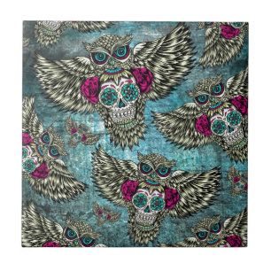 Schmutz-Eulen mit den Zuckerschädeln Fliese