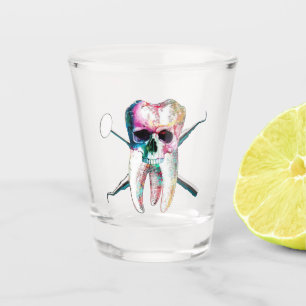 Schnapsglas der zahnmedizinischen Zahn-Schädel-