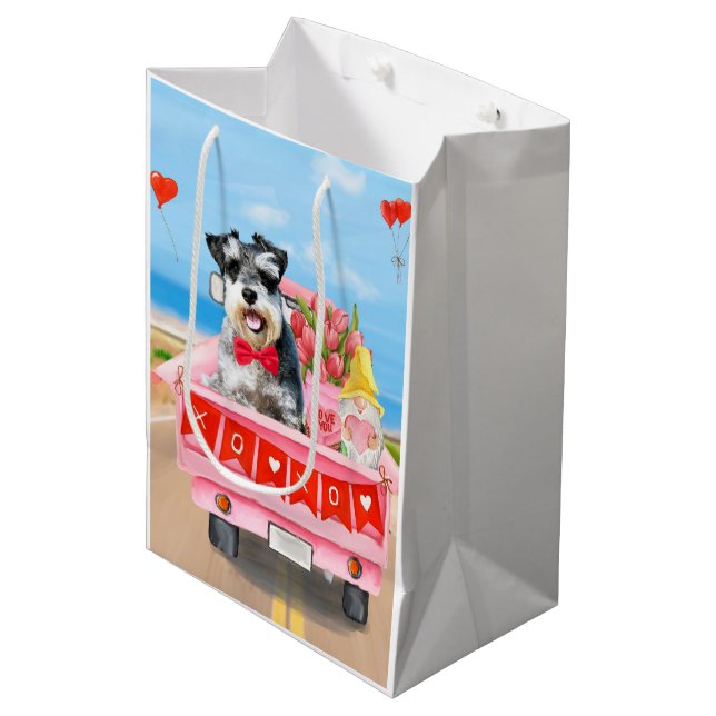 Schnauzer Dog Valentine's Day Lkw Herz Mittlere Geschenktüte (Vorderseite Schrägansicht)