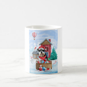 Schnauzer-Hund im Schnee Weihnachtshundehaus Kaffeetasse