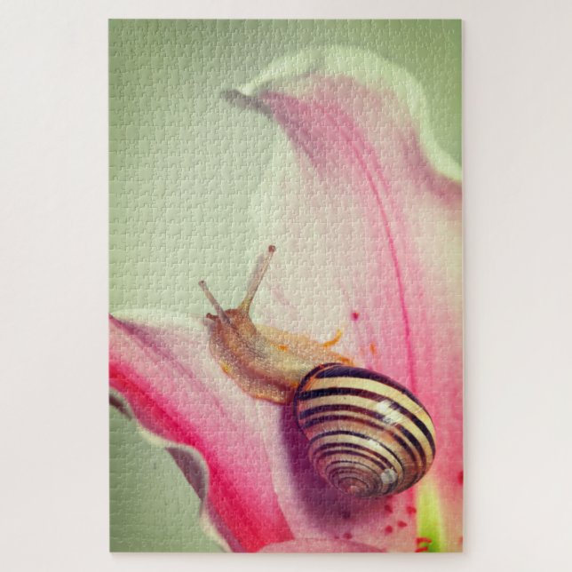 Schnecke auf einer Blume Petal Puzzle (Vertikal)