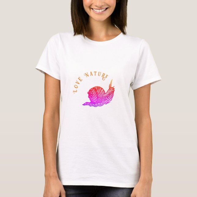 Schnecke im grafischen Stil T-Shirt (Vorderseite)