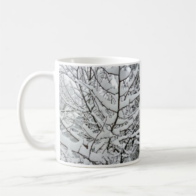 SCHNEE AUF DEN BRANCHEN KAFFEETASSE (Links)