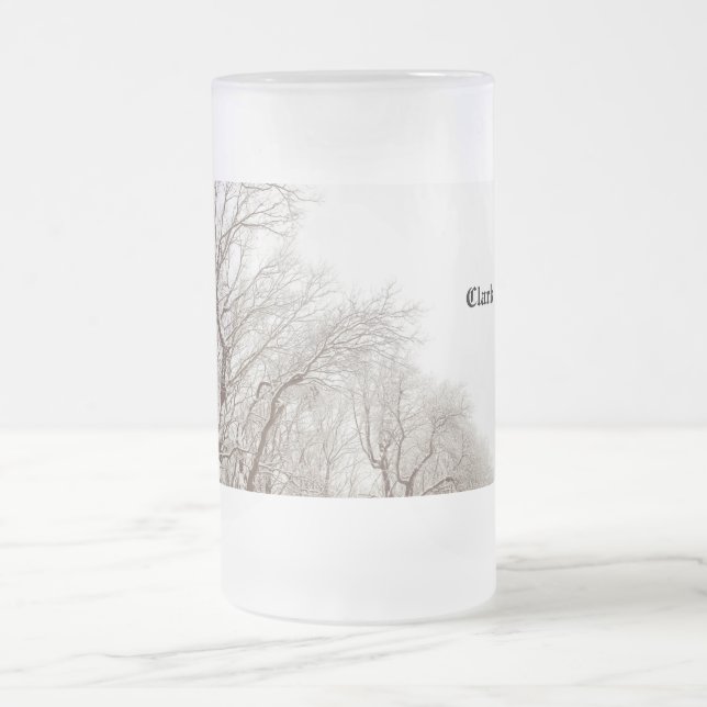 Schnee-Baum-mattierte Tasse (Mittel)
