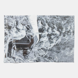 Schnee bedeckte Hütte in den Gärten Geschirrtuch