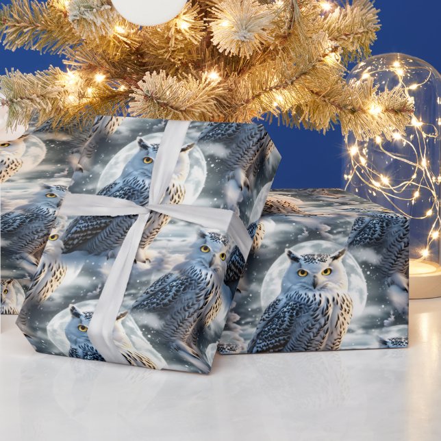 Schnee-Eule im winterlichen Mondlicht Geschenkpapier (Feiertage)