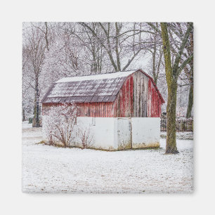 Schnee im Rotbarnmagnet Magnet