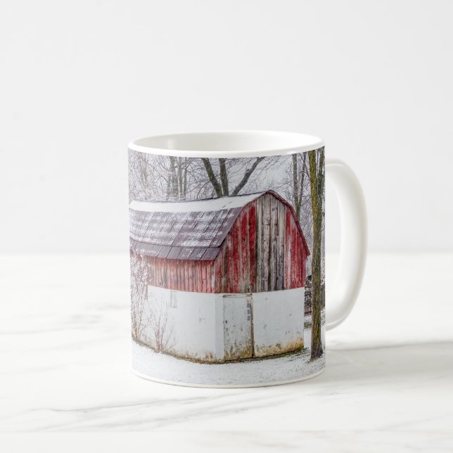 Schnee in der Roten Scheune Kaffeetasse (VorderseiteRechts)