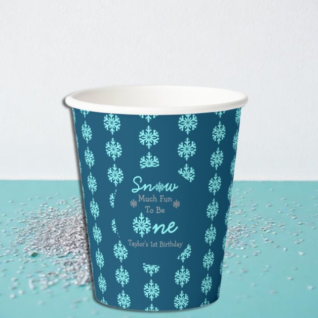 Schnee viel Spaß als ein Pappbecher (Von Creator hochgeladen)